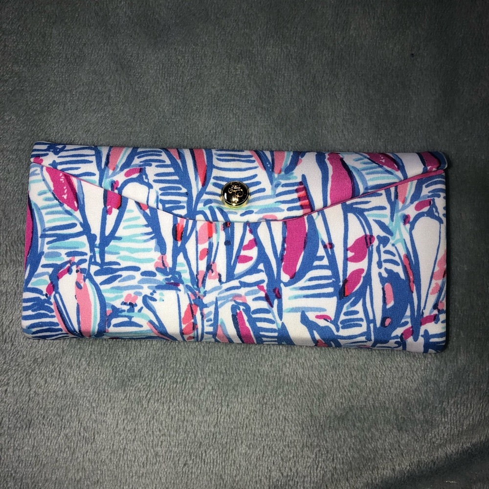 Lilly Pulitzer Foldable Sunglass Case Sailboats